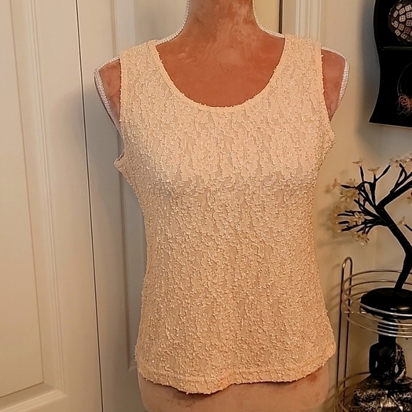 Front Street Size S, sleeveless top. Lace top with embroidered 'squiggles'. - Picture 1 of 7